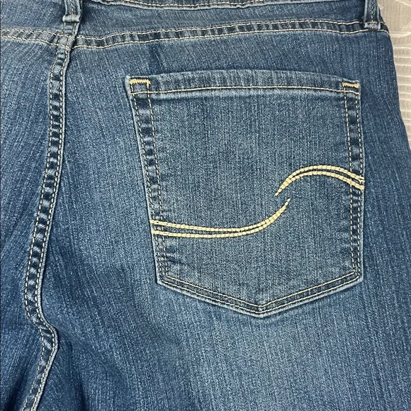 Levi’s Strauss Signature Gold Mid-Rise Skinny Ladies Jeans 30w Pre Owned - Picture 10 of 12